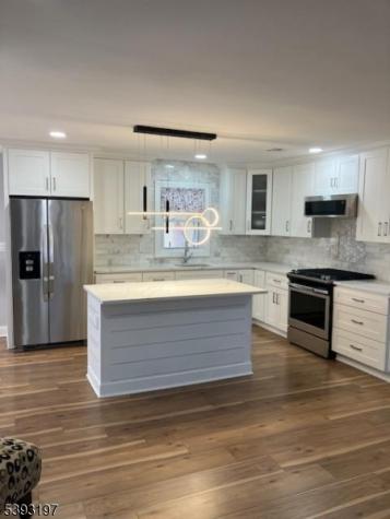 5 Shaw Court Berkeley NJ 08757