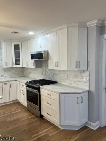 5 Shaw Court Berkeley NJ 08757