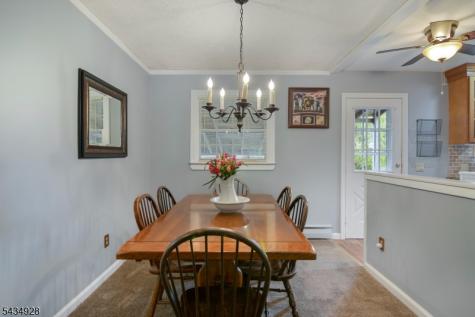 14 Justine Place Roxbury NJ 07876
