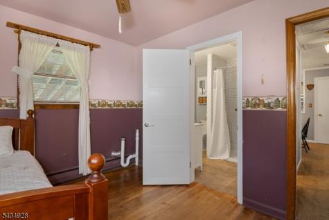 14 Justine Place Roxbury NJ 07876