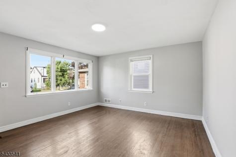 629 Erudo Street Linden NJ 07036