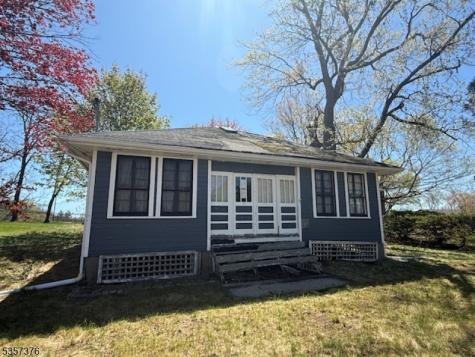 127 E Shore Culver Road Frankford NJ 07826