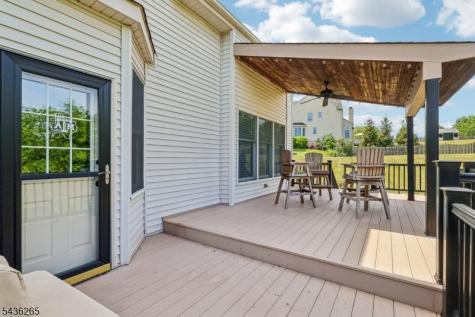 18 Steeple View Court West Amwell NJ 08530