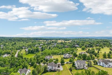 18 Steeple View Court West Amwell NJ 08530