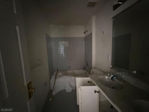 1152 Monroe Drive Greenwich NJ 08886