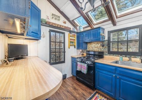 3 Hillspring Road Sparta NJ 07871