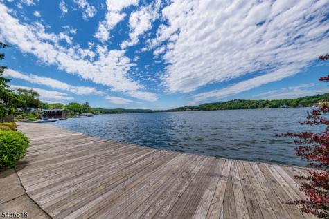 3 Hillspring Road Sparta NJ 07871