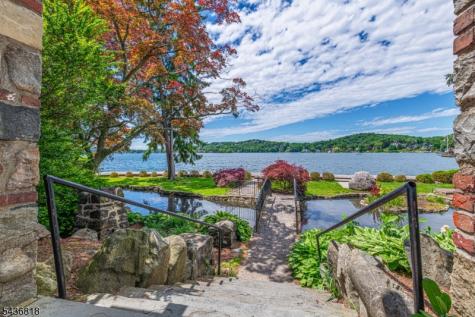 3 Hillspring Road Sparta NJ 07871