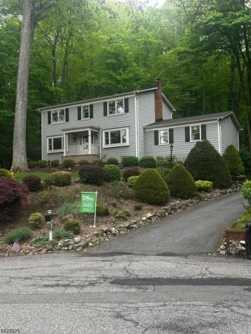 14 Fieldstone Court Randolph NJ 07869
