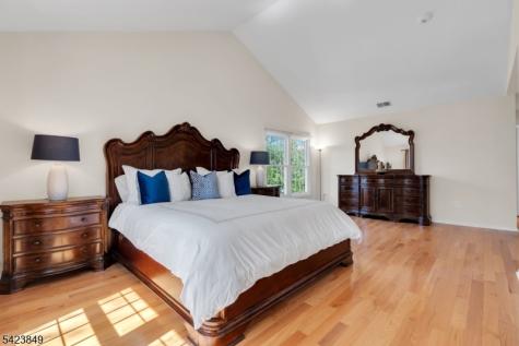 64 Bradley Lane Bridgewater NJ 08807