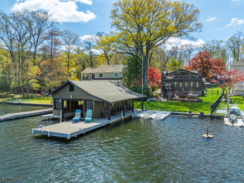 116 Chincopee Road Jefferson NJ 07849