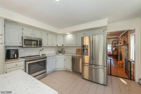 116 Chincopee Road Jefferson NJ 07849