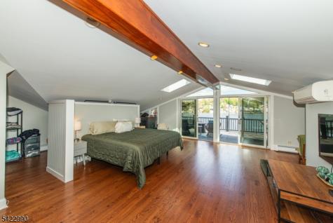 116 Chincopee Road Jefferson NJ 07849