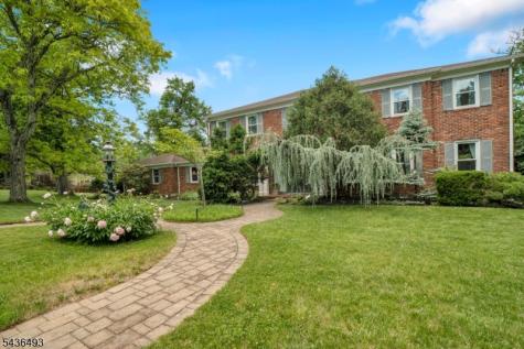 2 Edgewood Avenue N West Orange NJ 07052