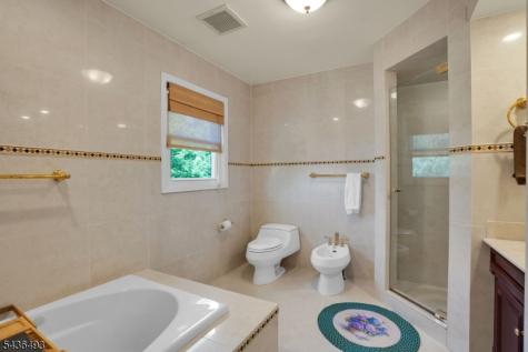 2 Edgewood Avenue N West Orange NJ 07052