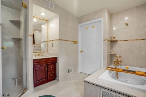 2 Edgewood Avenue N West Orange NJ 07052