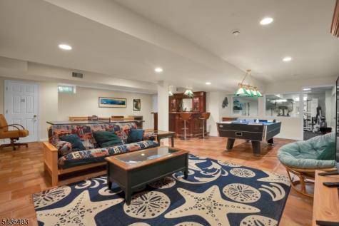 2 Edgewood Avenue N West Orange NJ 07052