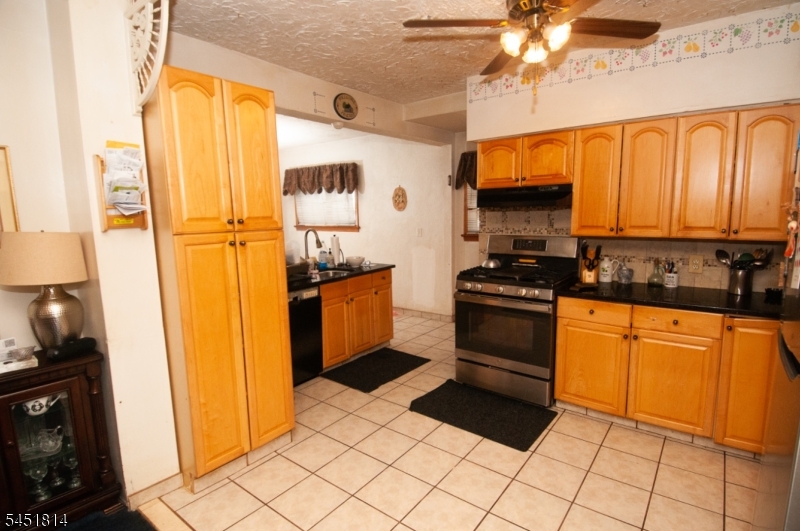 753 Bailey Avenue Elizabeth NJ 07208