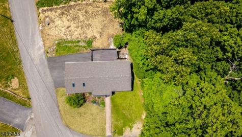 1 Bantry Court Vernon NJ 07422