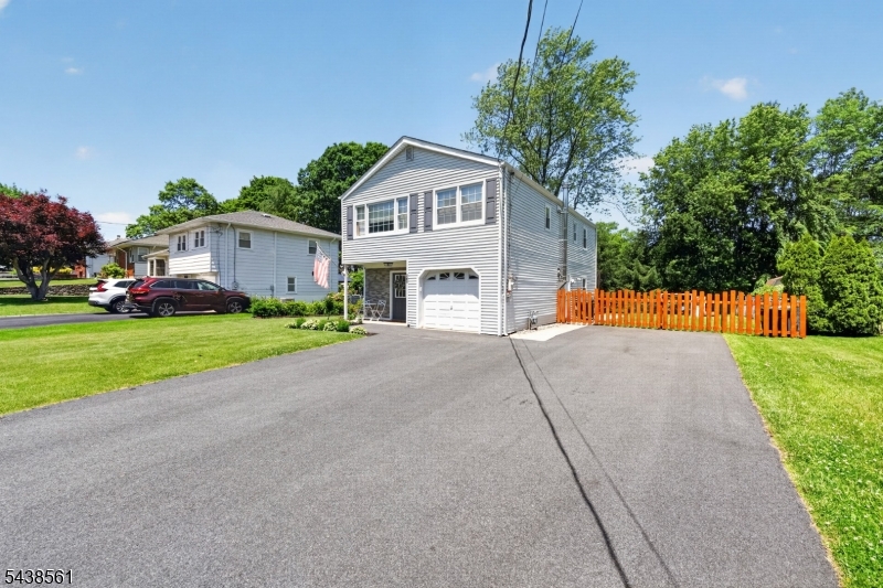 24 Amendola Drive Netcong NJ 07857