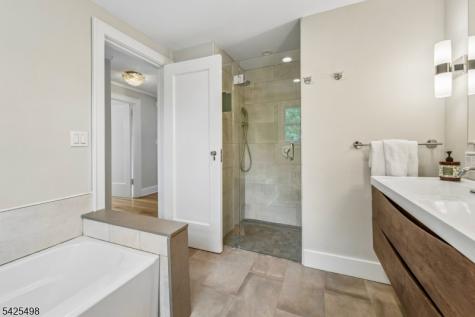 24 Mayhew Drive South Orange Village NJ 07079