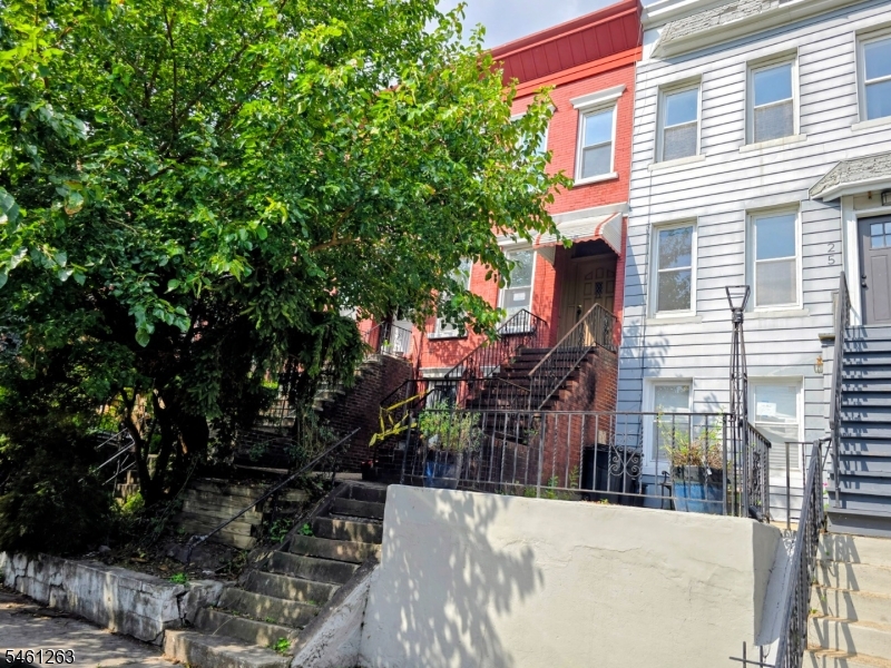 23 Whitman Avenue Jersey City NJ 07306