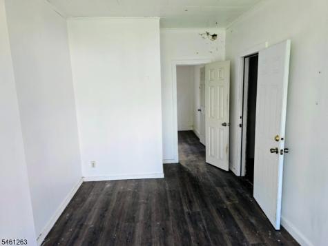 23 Whitman Avenue Jersey City NJ 07306