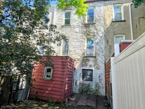 23 Whitman Avenue Jersey City NJ 07306