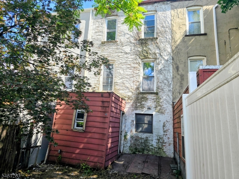 23 Whitman Avenue Jersey City NJ 07306