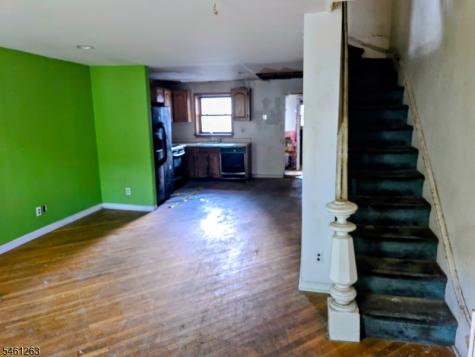 23 Whitman Avenue Jersey City NJ 07306