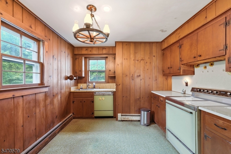 14 Sand Spring Road Morris NJ 07960