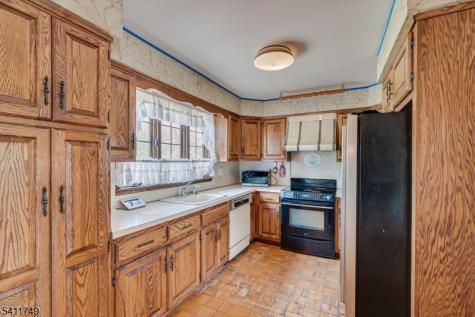 19 Arrowhead Drive Branchburg NJ 08853