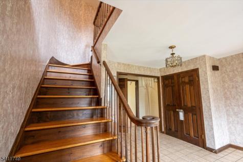 19 Arrowhead Drive Branchburg NJ 08853