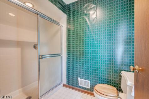 19 Arrowhead Drive Branchburg NJ 08853