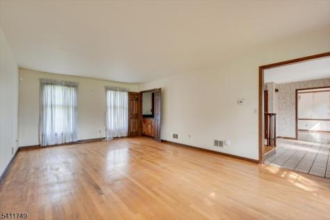 19 Arrowhead Drive Branchburg NJ 08853