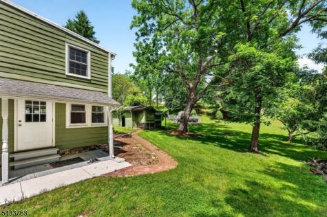 28 Old Clinton Road Raritan NJ 08822