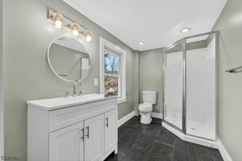 28 Old Clinton Road Raritan NJ 08822