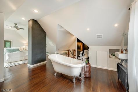 43 Pine Street Millburn NJ 07041