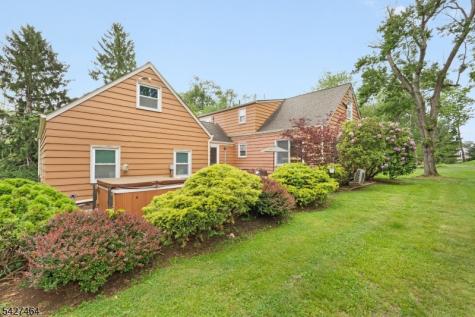 30 Hughes Lane Watchung NJ 07069