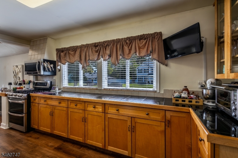 19 Rebecca Place Piscataway NJ 08854