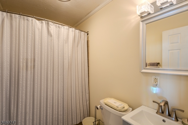 19 Rebecca Place Piscataway NJ 08854