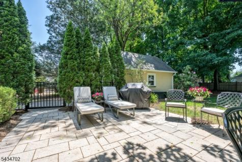 630 Wyndemere Avenue Ridgewood Village NJ 07450