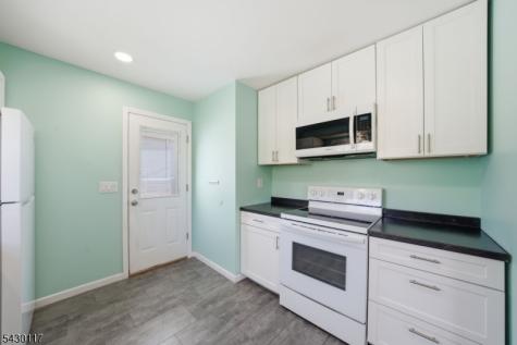 98 Rogers Drive Roxbury NJ 07850