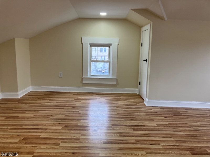 78 Valley Street Newark NJ 07106