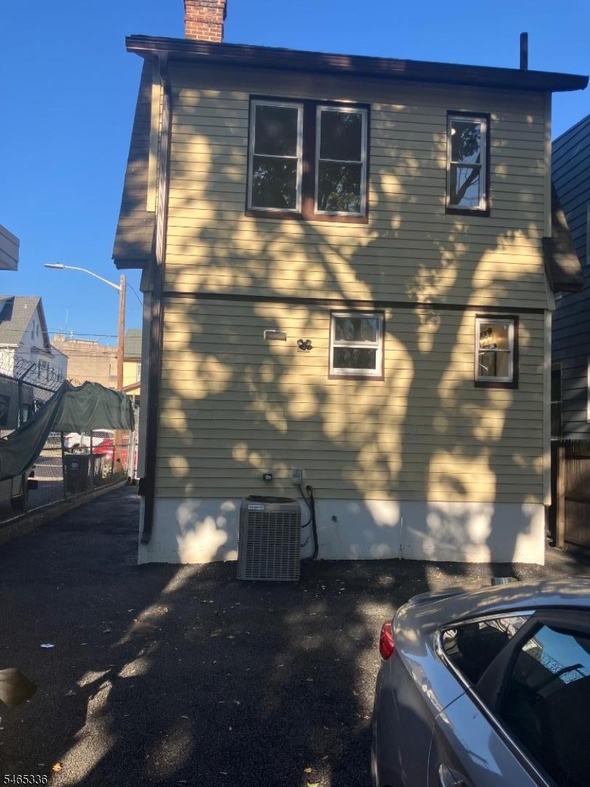 78 Valley Street Newark NJ 07106