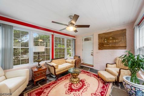 664 Duquesne Terrace Union NJ 07083