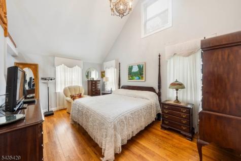 664 Duquesne Terrace Union NJ 07083