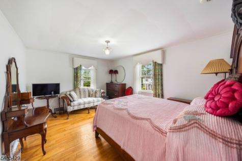 664 Duquesne Terrace Union NJ 07083