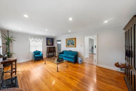 664 Duquesne Terrace Union NJ 07083