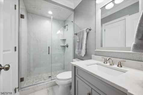 17 Countryside Lane Warren NJ 07059